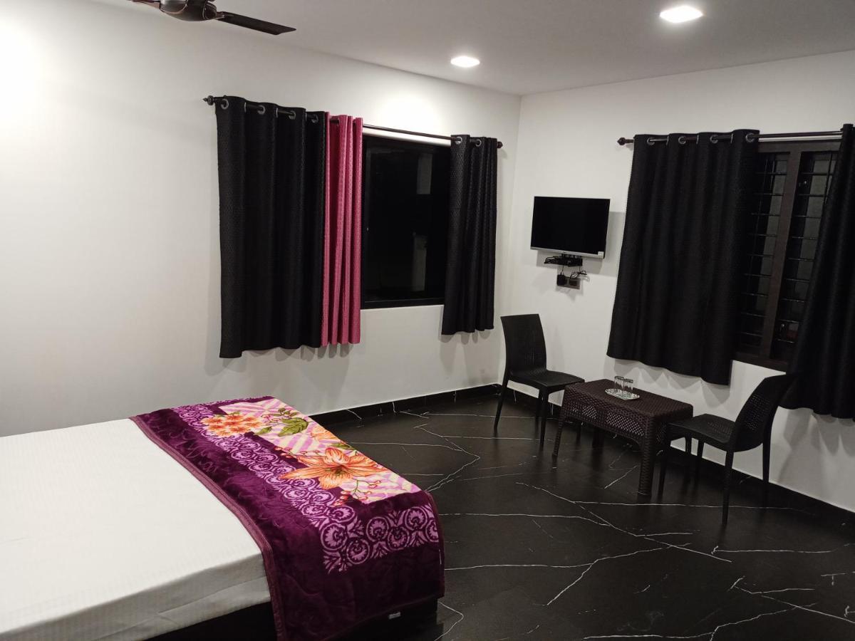 La Casa De Alexa Homestay Idukki Exterior foto